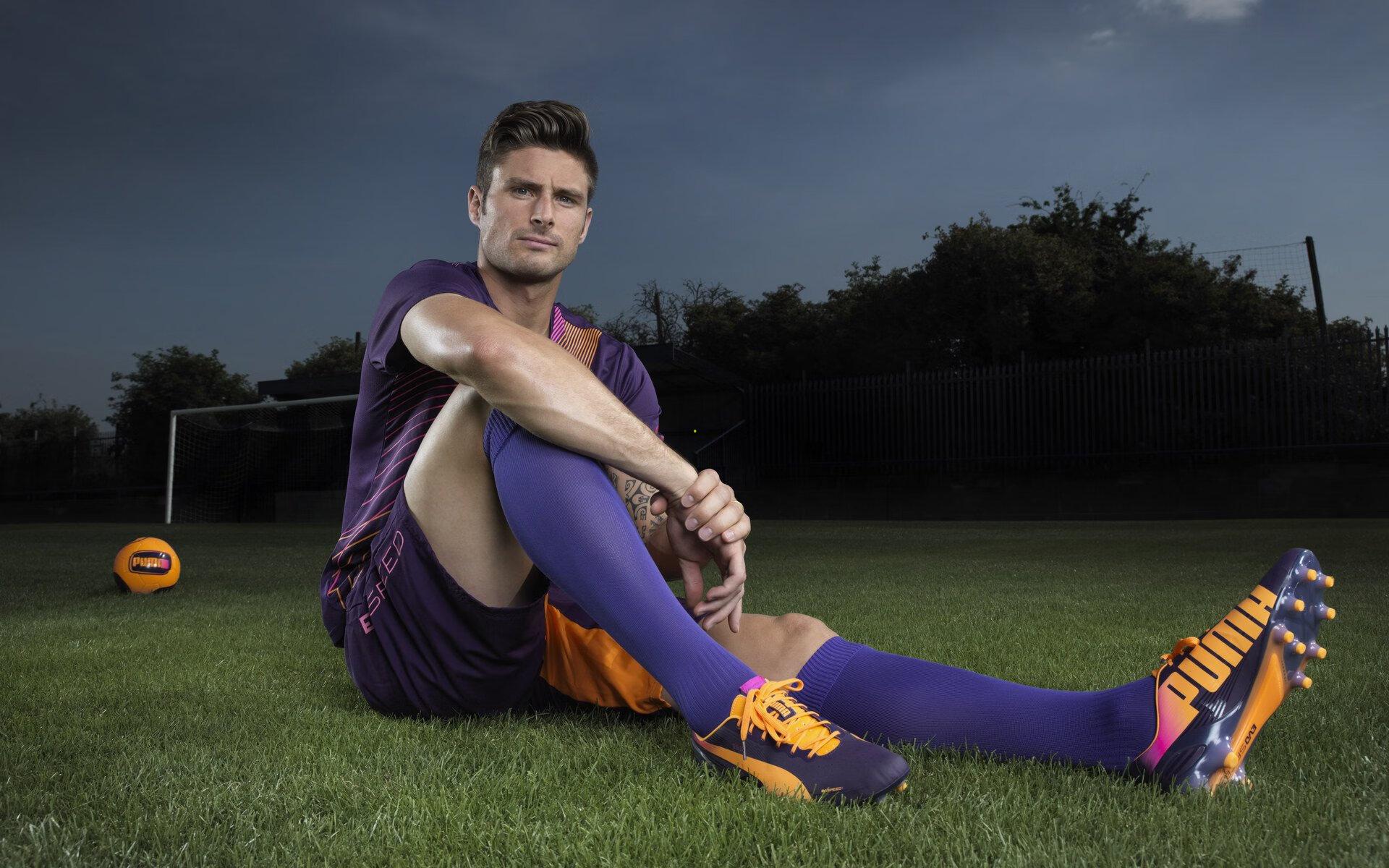 姆巴佩梅开二度助巴黎圣日耳曼逆转取胜 法甲冠军悬念再起