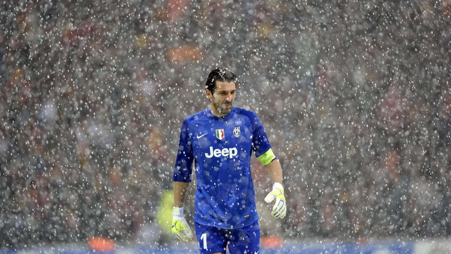 温网2024，阿尔卡拉斯逆转夺冠，斯瓦泰克首夺草地大满贯